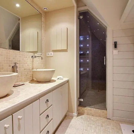 Exceptionnel Avec Vue Panoramique Apartman *